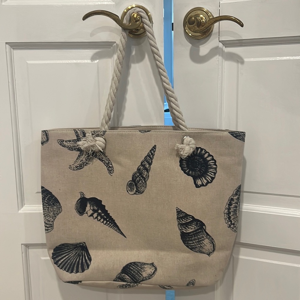 Canvas sea shell rope handle bag